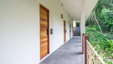 Baan Ploy Sea