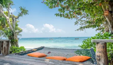 Baan Ploy Sea