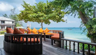 Baan Ploy Sea