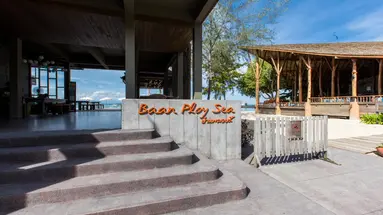 Baan Ploy Sea