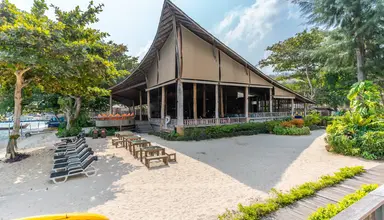 Baan Ploy Sea