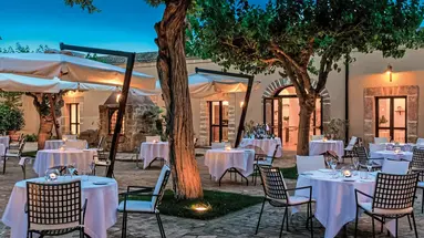 Baglio Oneto dei Principi di San Lorenzo - Luxury Wine Resort