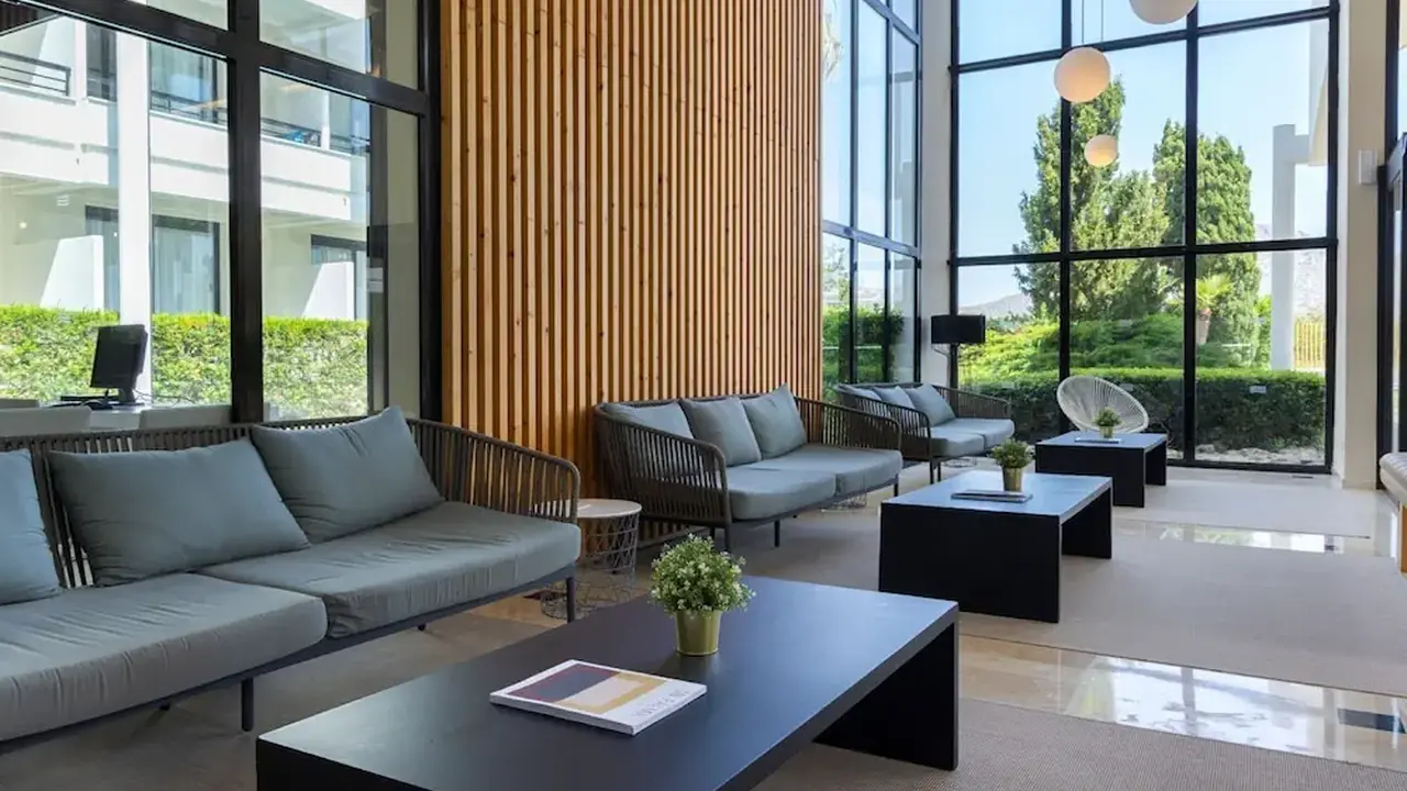 Bahia Pollensa Aparthotel