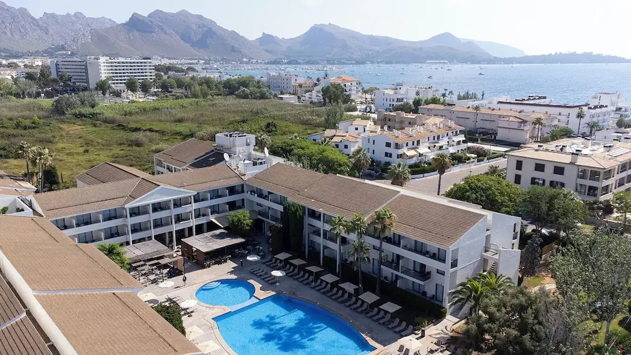 Bahia Pollensa Aparthotel