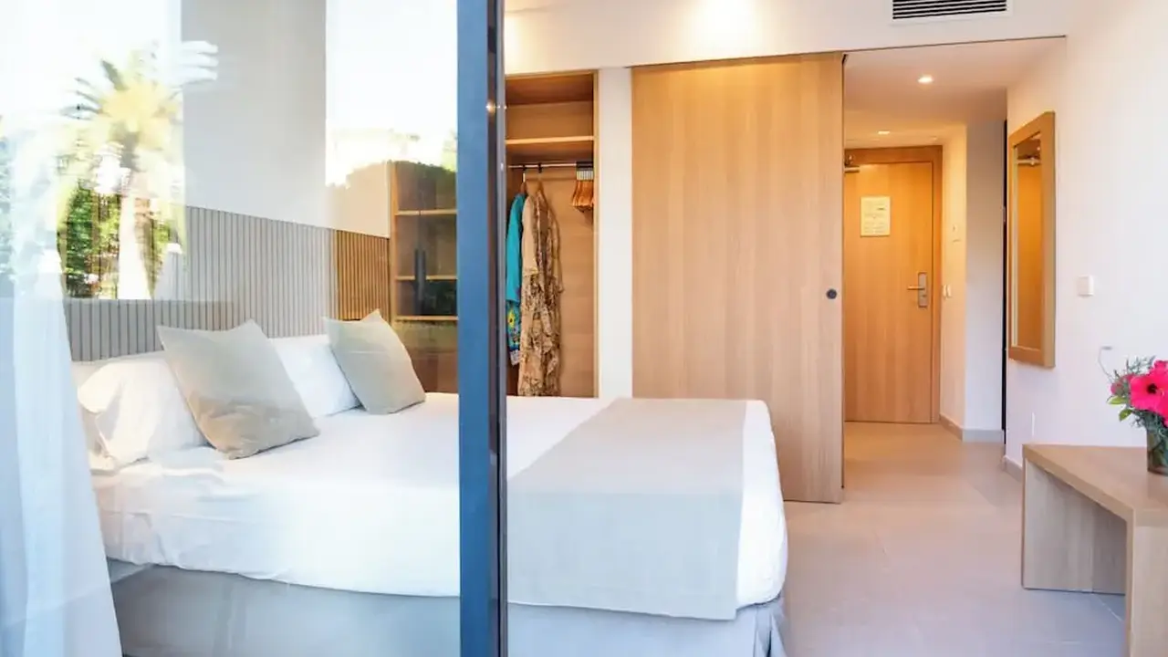 Bahia Pollensa Aparthotel
