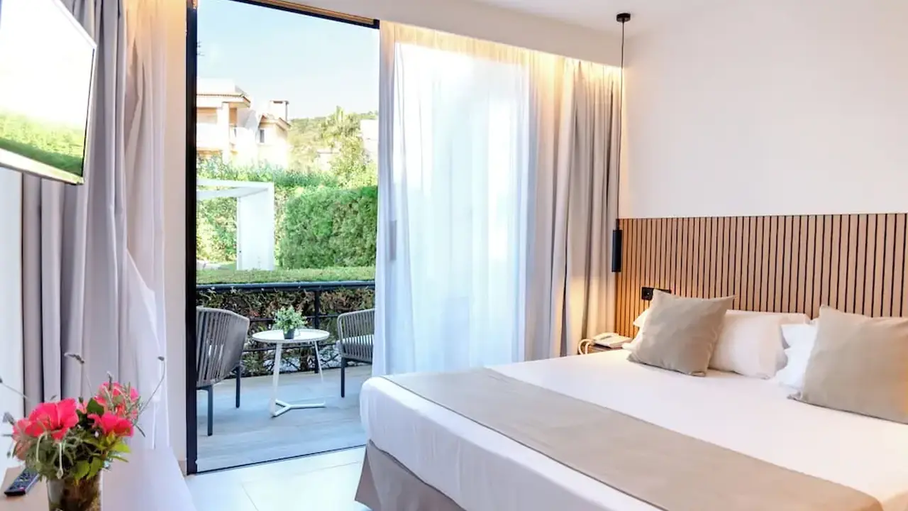 Bahia Pollensa Aparthotel