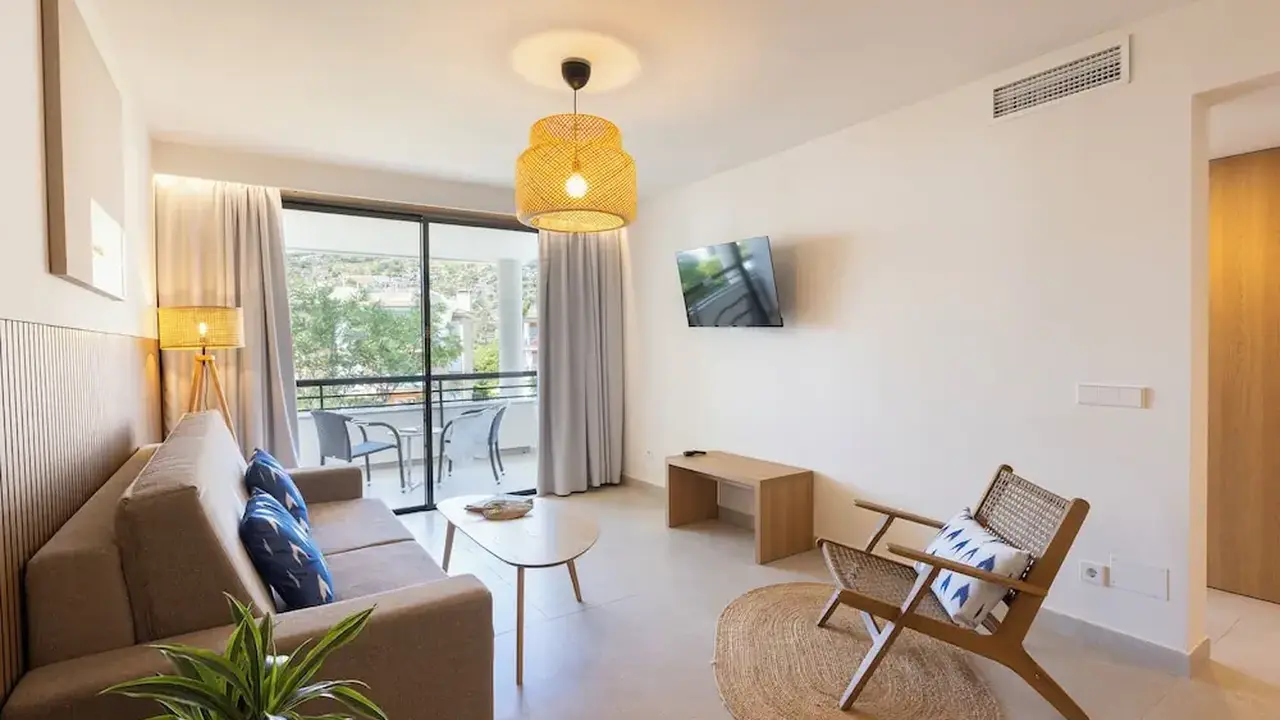 Bahia Pollensa Aparthotel