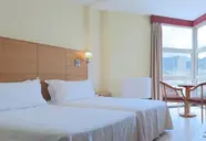 Baia Madeira - Ocean Beachfront