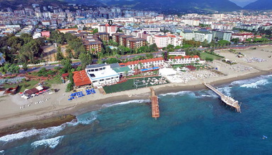 Banana Beach & Family Suite