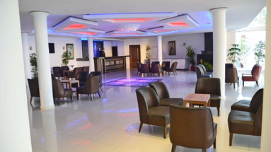 Banana Beach & Family Suite