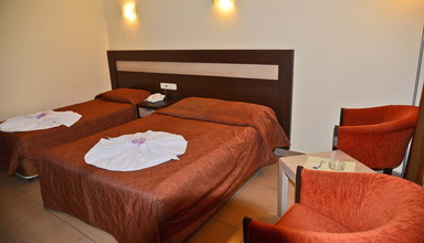 Banana Beach & Family Suite