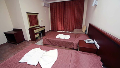 Banana Beach & Family Suite