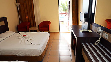 Banana Beach & Family Suite