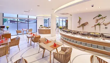 Bandara Phuket Beach Resort