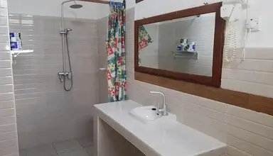 Baraka Beach Bungalows