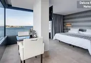 Barcelo Hamilton
