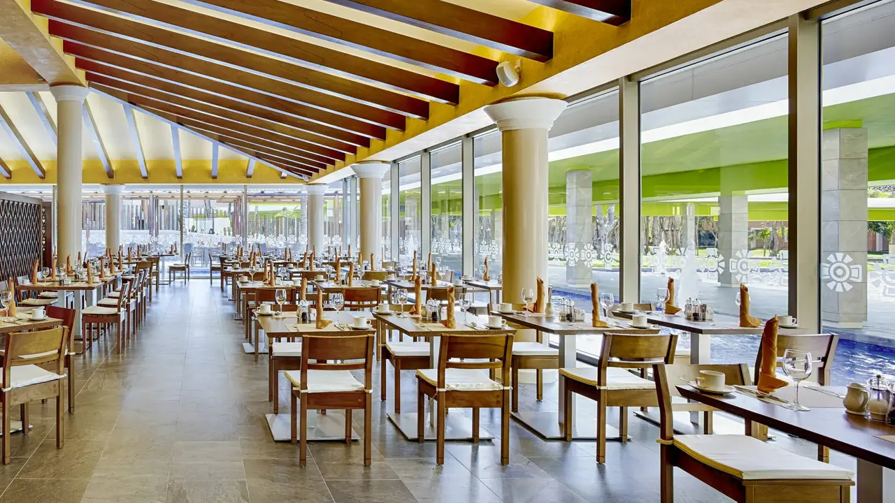 Barcelo Maya Beach Resort