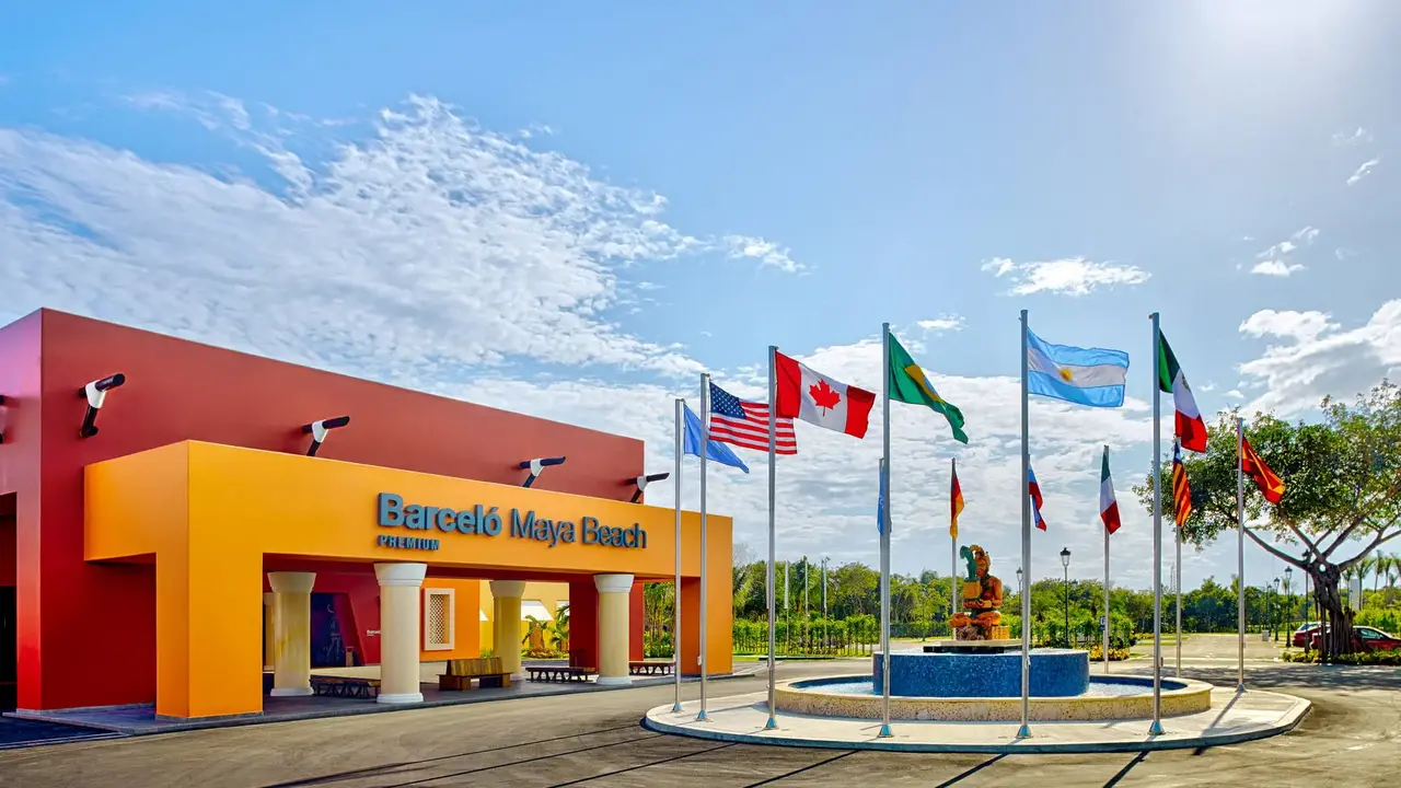 Barcelo Maya Beach Resort
