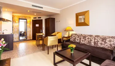 Barcelo Royal Beach