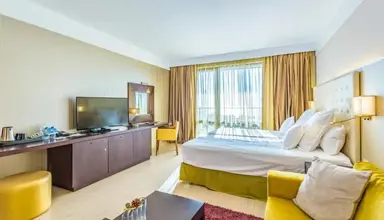 Barcelo Royal Beach