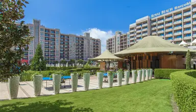 Barcelo Royal Beach