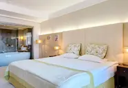 Barcelo Royal Beach