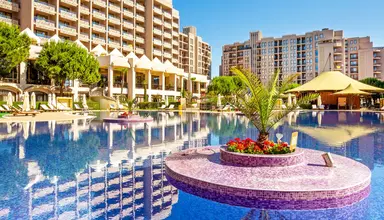 Barcelo Royal Beach