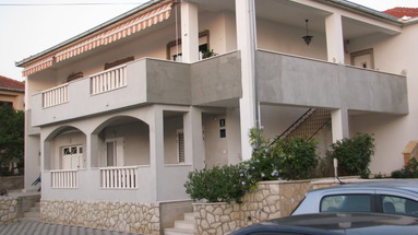 Bareta