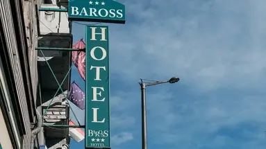 Baross City