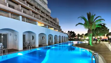 Batihan Beach Resort