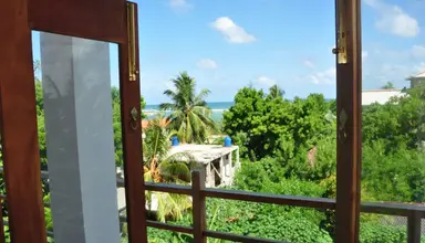 Bay Watch Unawatuna