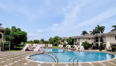 Baywatch Resort