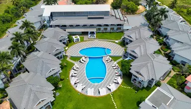 Baywatch Resort