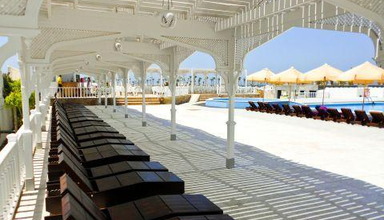 Beach Colour Smart Line Resort