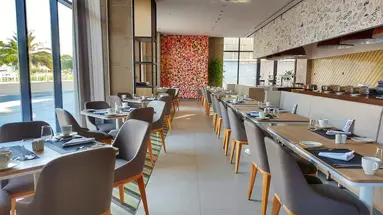 Beach Walk Hotel