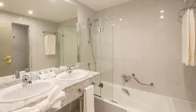 Beatriz Costa & SPA