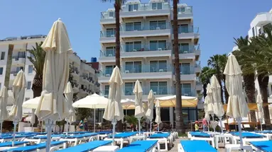Begonville Beach