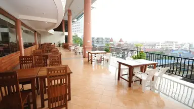 Bel Aire Resort