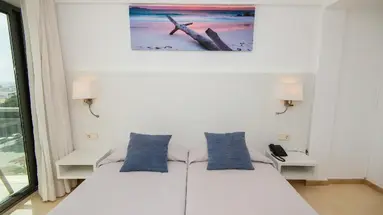 Bella Mar