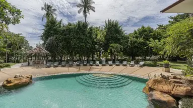 Bella Villa Cabana