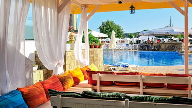 Bella Vista Beach Club