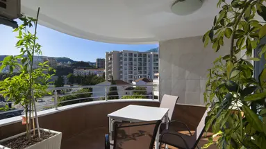 Bella Vista