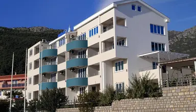 Bella Vista