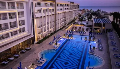 Bellagio Beach Resort