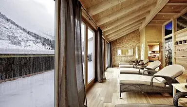 Berghof Crystal Spa & Resort