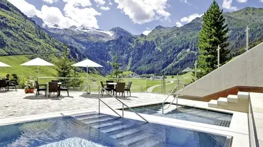 Berghof Crystal Spa & Resort