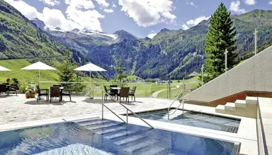 Berghof Crystal Spa & Resort