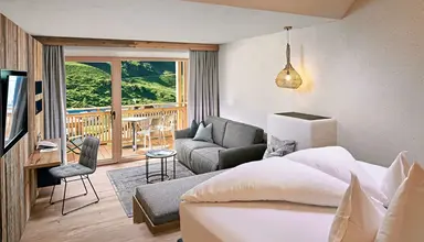 Berghof Crystal Spa & Resort
