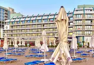 Berlin Golden Beach