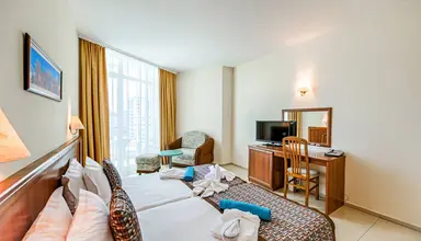 Berlin Golden Beach
